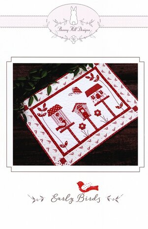 Moda - My redwork garden - Bunny Hill designs Early birds  Het formaat van de quilt is 54,5 cm x 42. cm.