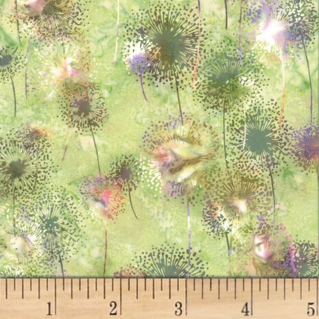 Hoffman - Batik - Meadow Een lichtgroene tint met mooi design de stof is 100% katoen en 110 cm breed