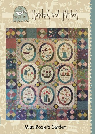 Miss Rosie's garden - Hatched and Patched De quilt is finished 70 cm x 80 cm