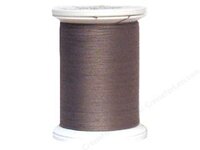 YLI Soft Touch - 100% Long Staple Cotton Quilting Thread. 250 Yards. is 60/2 ply Extra Long Staple Egyptian Cotton een soepele draad Gechikt voor Applique en het in elkaar naaien van een quilt, kan ook als spoeldraad gebruikt worden op de naaimachine.. Ook geschikt voor borduren op de naaimachine