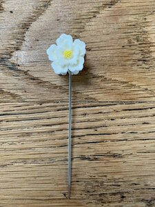   Counting pin roos  ong. 9 cm